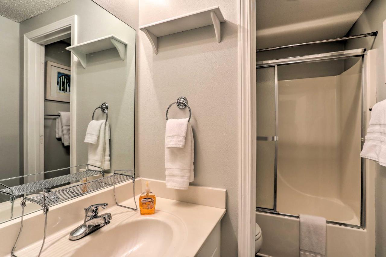 Beachfront Gulf Shores Condo With Pool Екстериор снимка